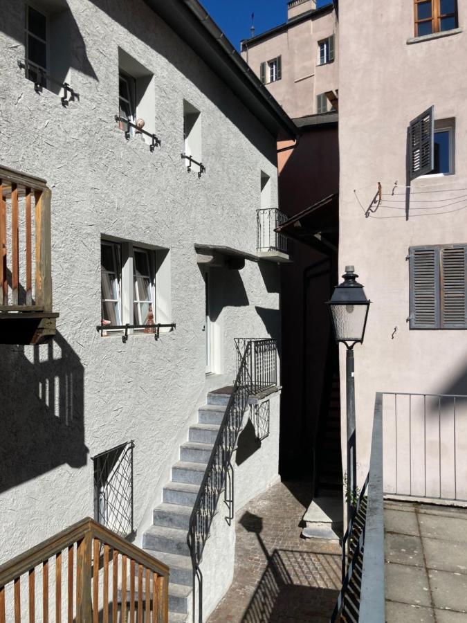 La Lombardie - Charme Et Tranquillite Sion Esterno foto