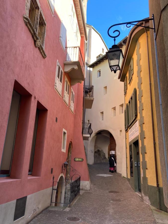 La Lombardie - Charme Et Tranquillite Sion Esterno foto